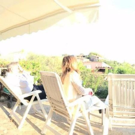 Vila Casa Vacanza La Terrazza Panoramica A 200 Mt Dal Mare Simius Exteriér fotografie